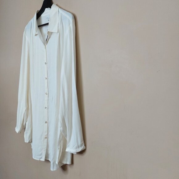J.Jill cream button front blouse - Picture 3 of 7